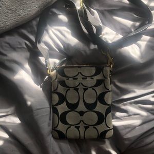 coach swing messenger bag